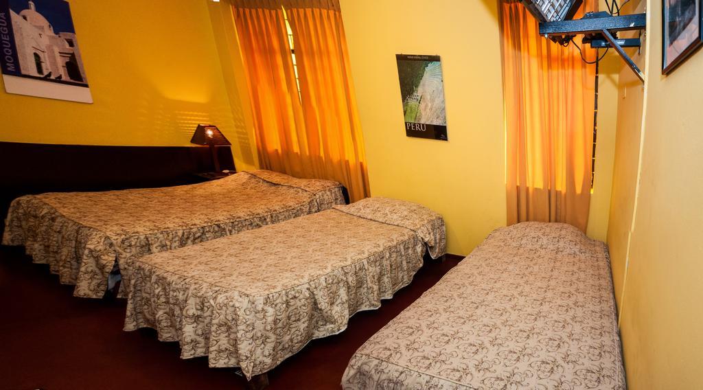 Hostal Iquique Лима Екстериор снимка