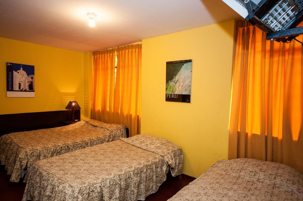 Hostal Iquique Лима Екстериор снимка